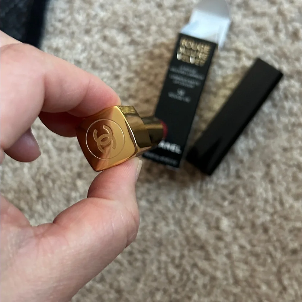 CHANEL new box