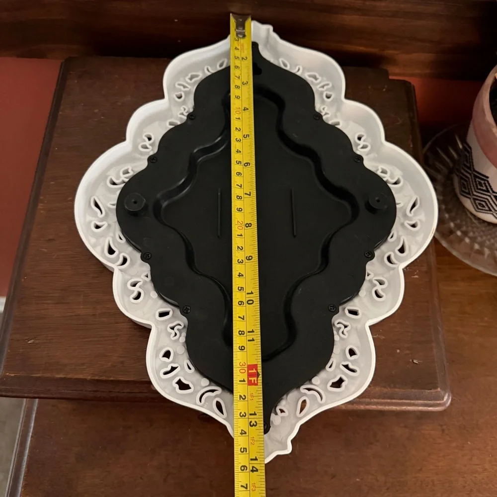 White Victorian Vintage Style Mirror Ornate Wall Hanging Heavy Plastic 10x14”