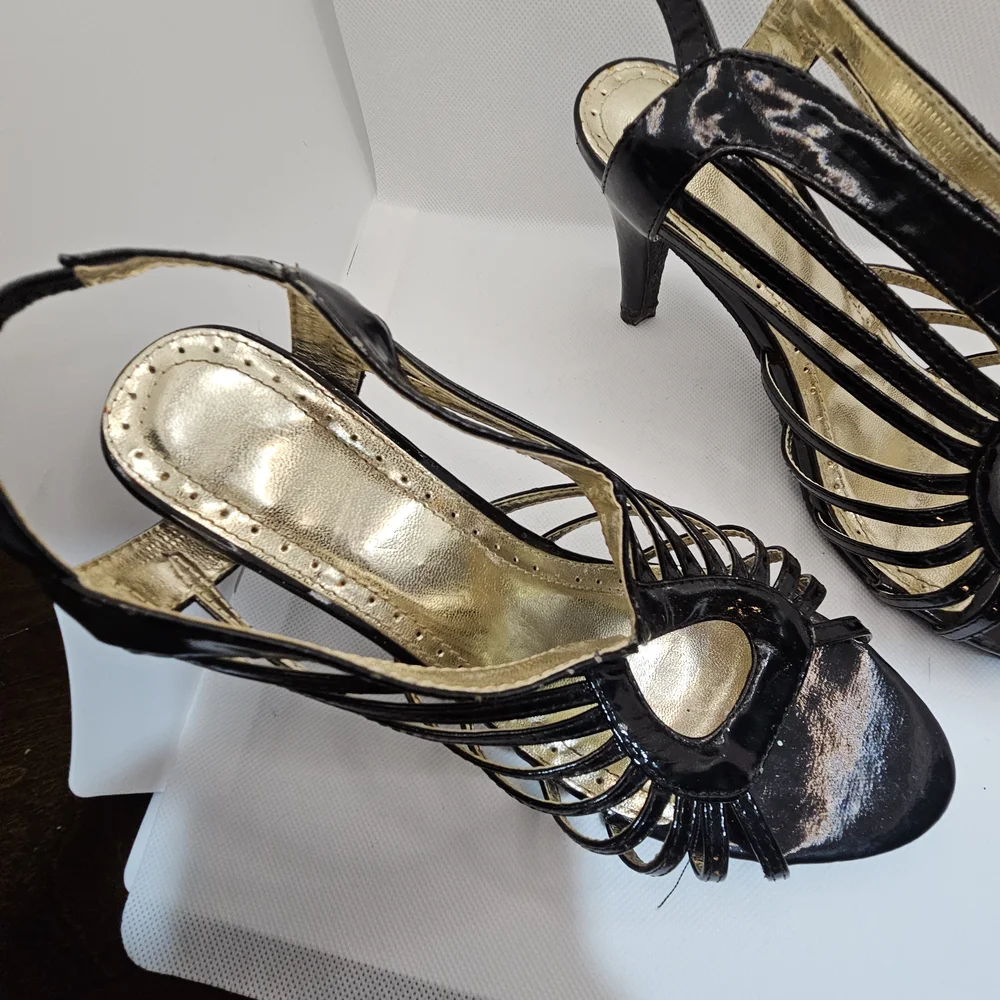 N/A chic black