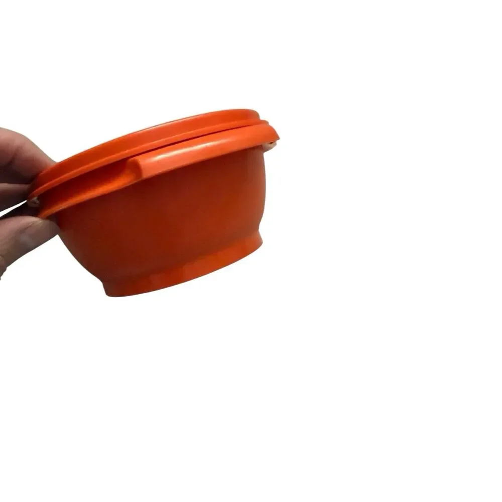 Tupperware 10 oz