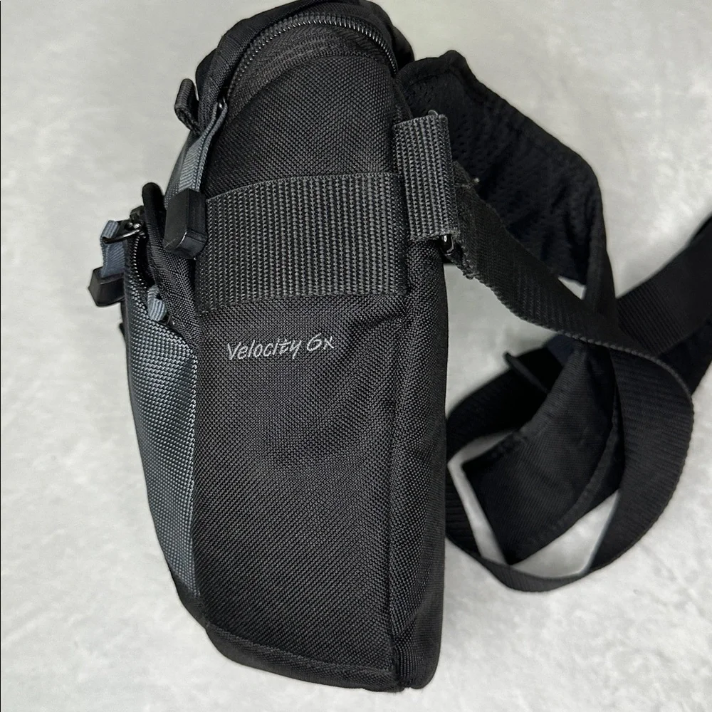 Tamrac black gray