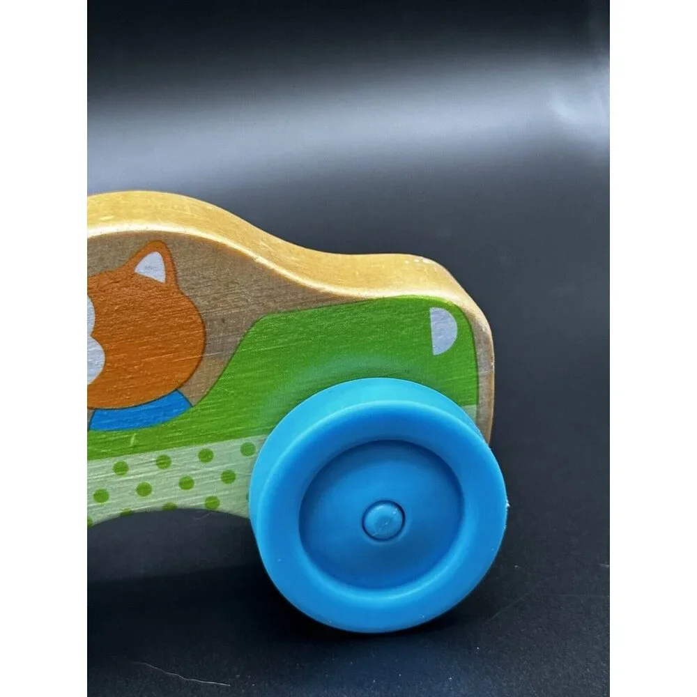 Melissa & Doug stackable smaller driver