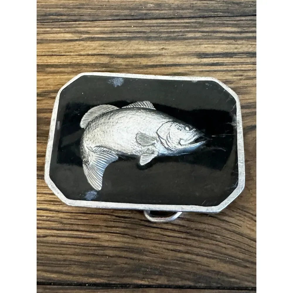 Vintage Bill Callahan signed fish belt buckle Wildlife in Pewter must see