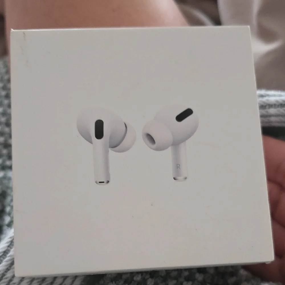Apple compact stylish