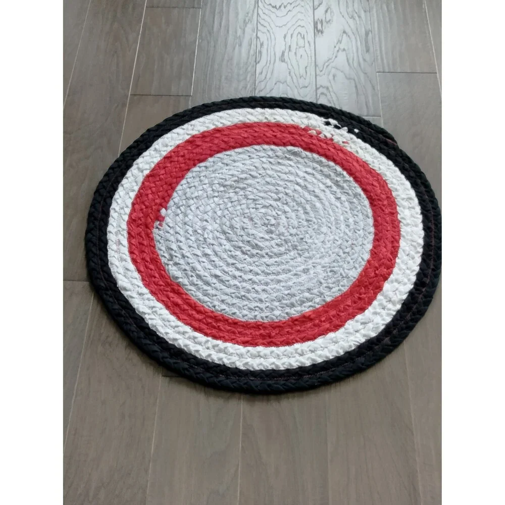 Handmade areas traffic pad