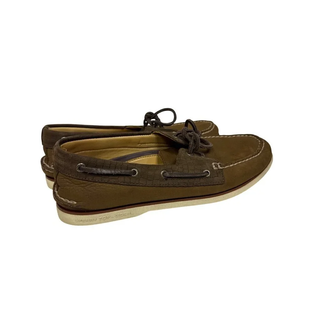 Sperry features two