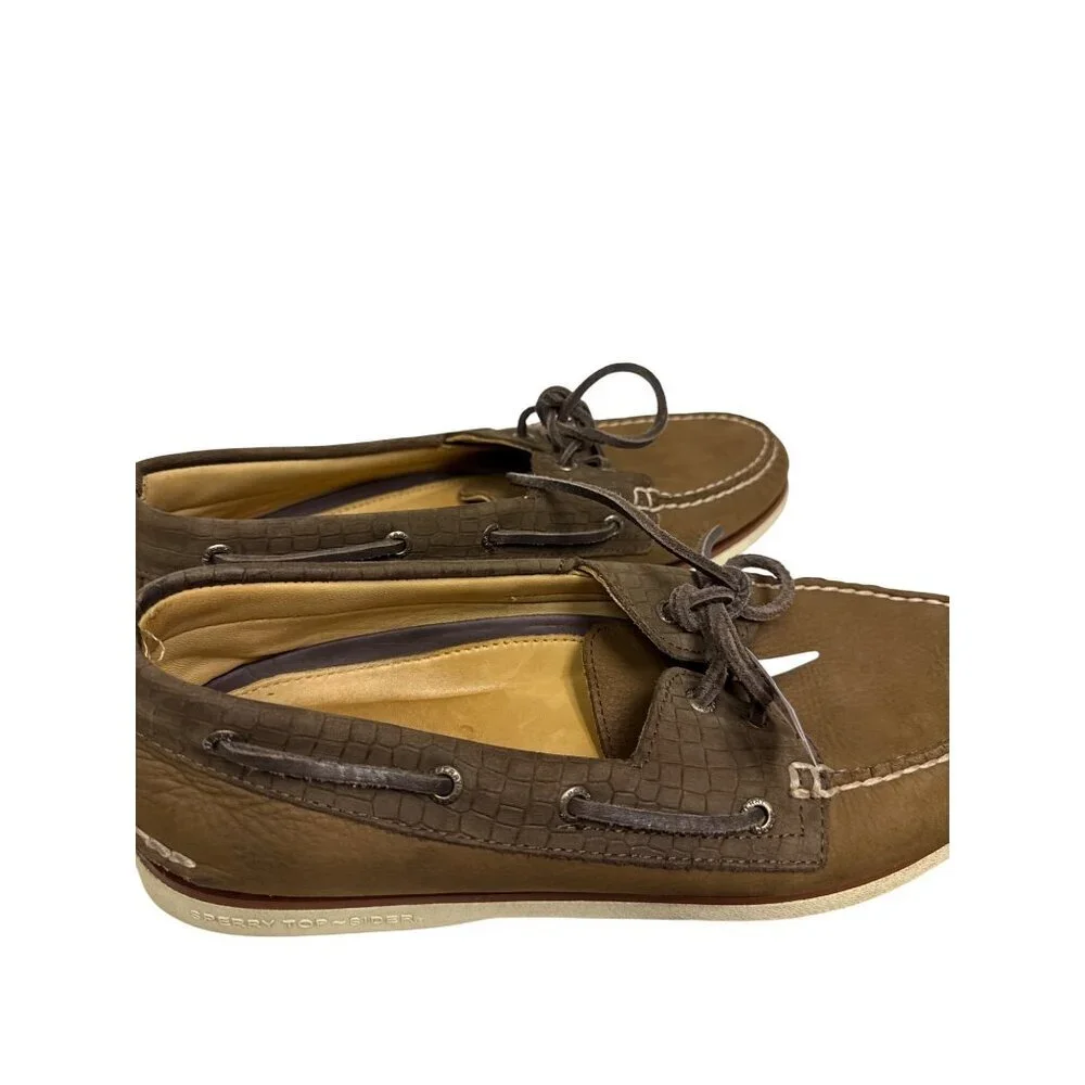 Sperry features two