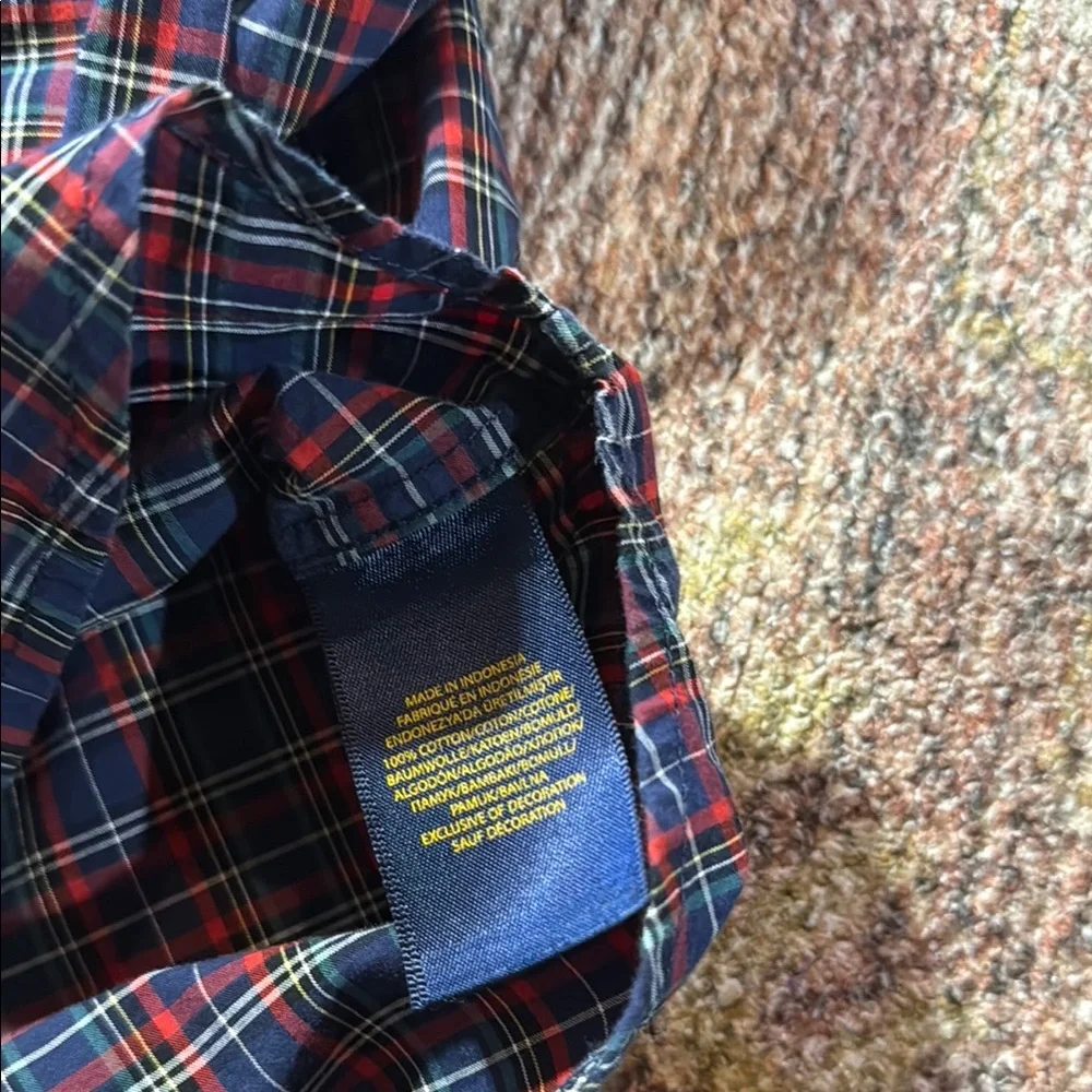 Brooks Brothers explore our