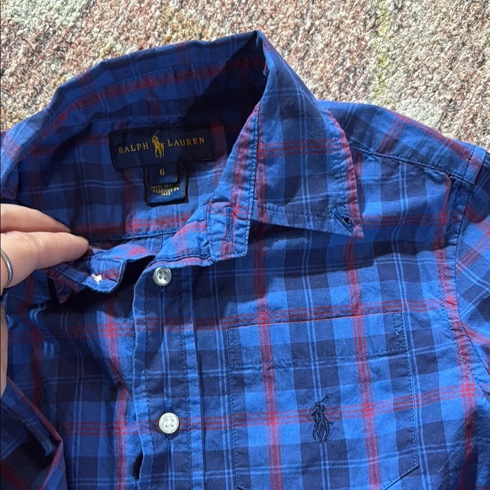 Brooks Brothers explore our