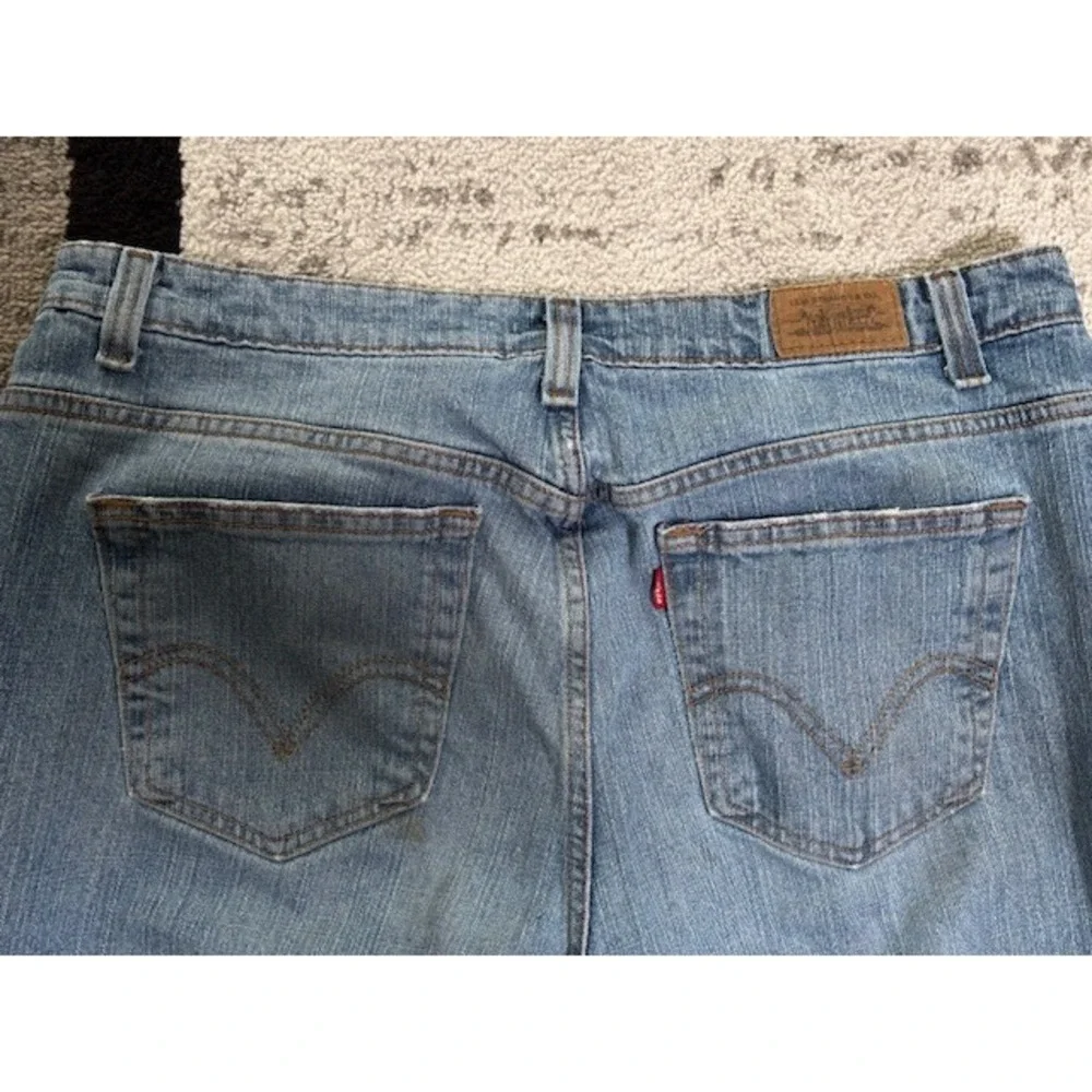 Levis this item