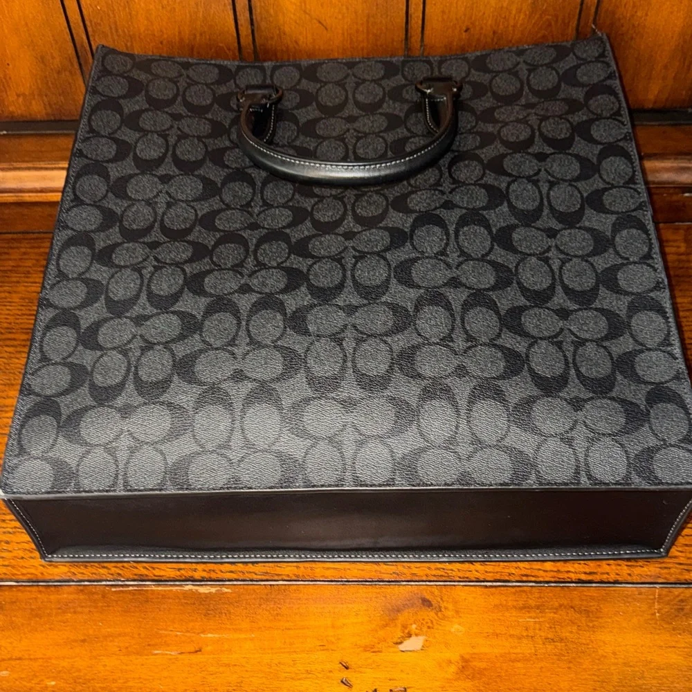 Coach stylish briefcase