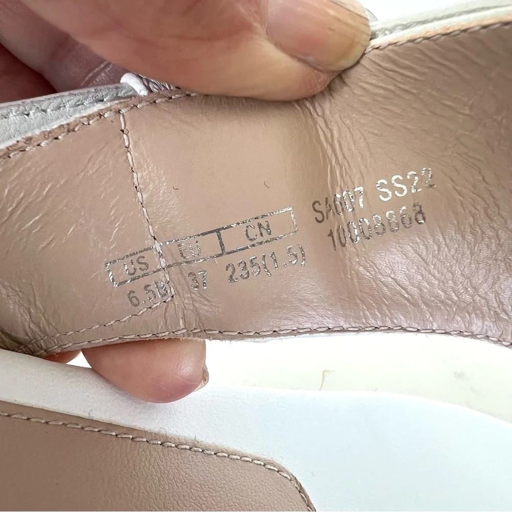 Stuart Weitzman stuart weitzman