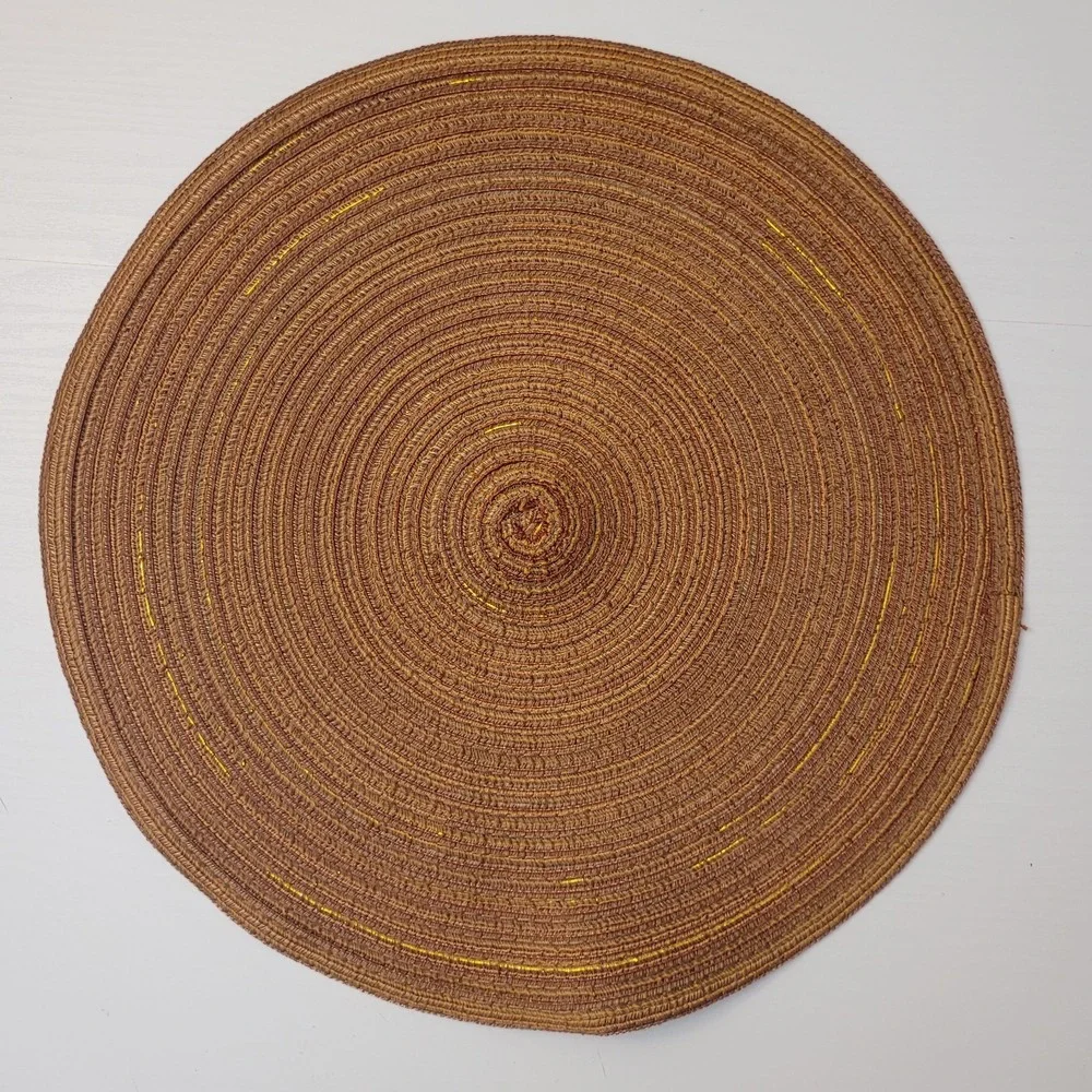 The Unbranded Brand set round