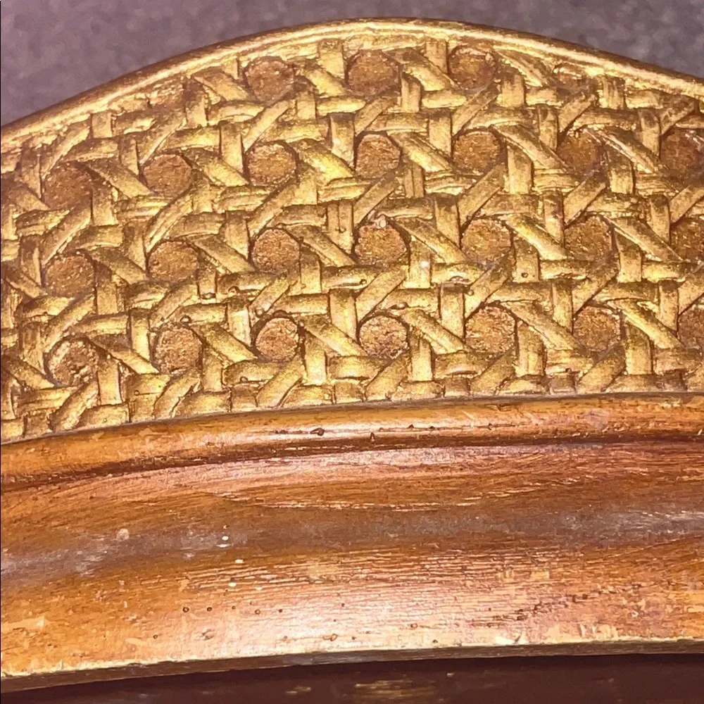 FTD elegant gold