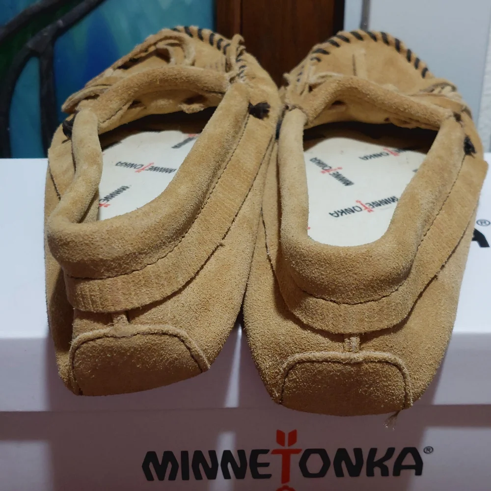 Minnetonka suede moccasin