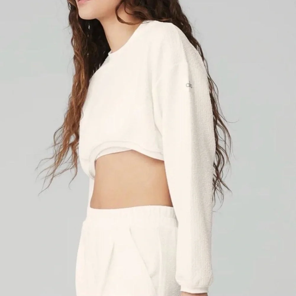 ALO Yoga chic cozy