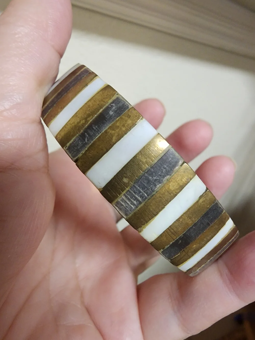 N/A bold striped