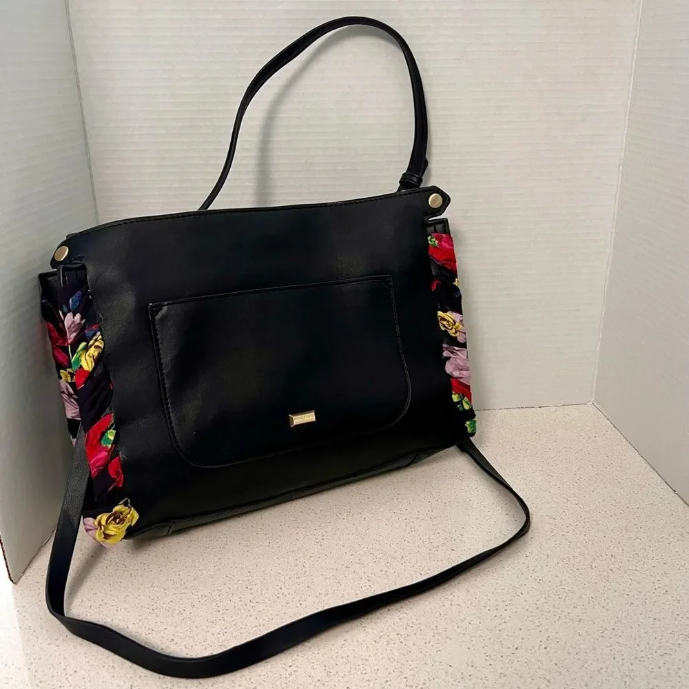 Betsey Johnson Wrapped Up In You Satchel E4