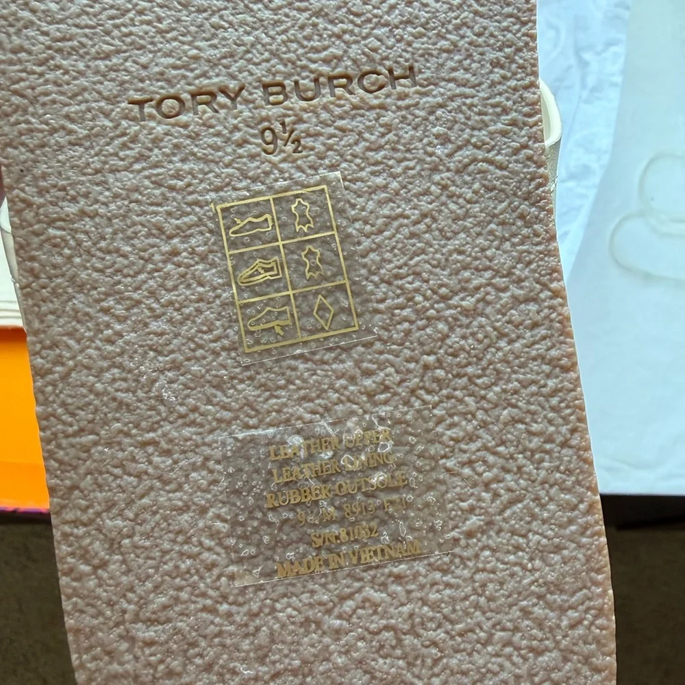 Tory Burch tory burch