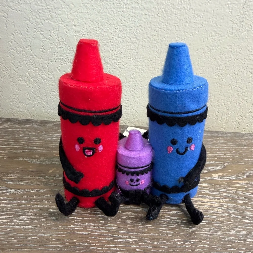Target Spritz Valentine’s Day Crayon Family Fabric Duo Decoration
