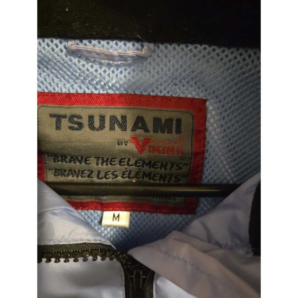 Tsunami men blue