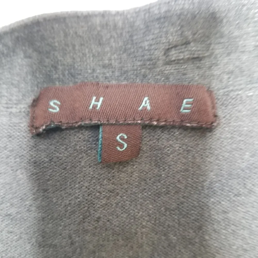 Shae V-Neck Cardigan Sweater Gray Small