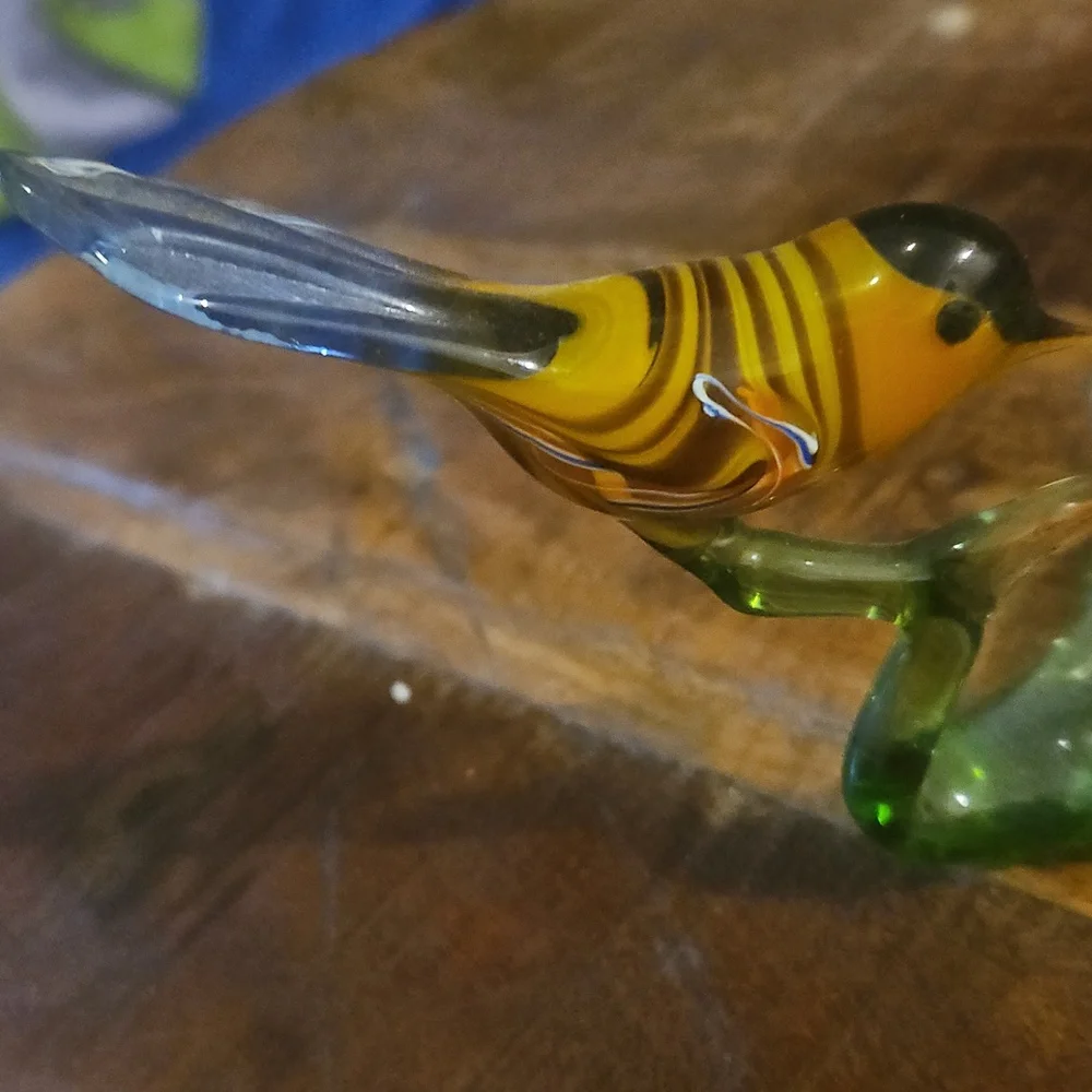 Yellow & Black Glass Bird Aquarium Ornament on Green Leaf Accent