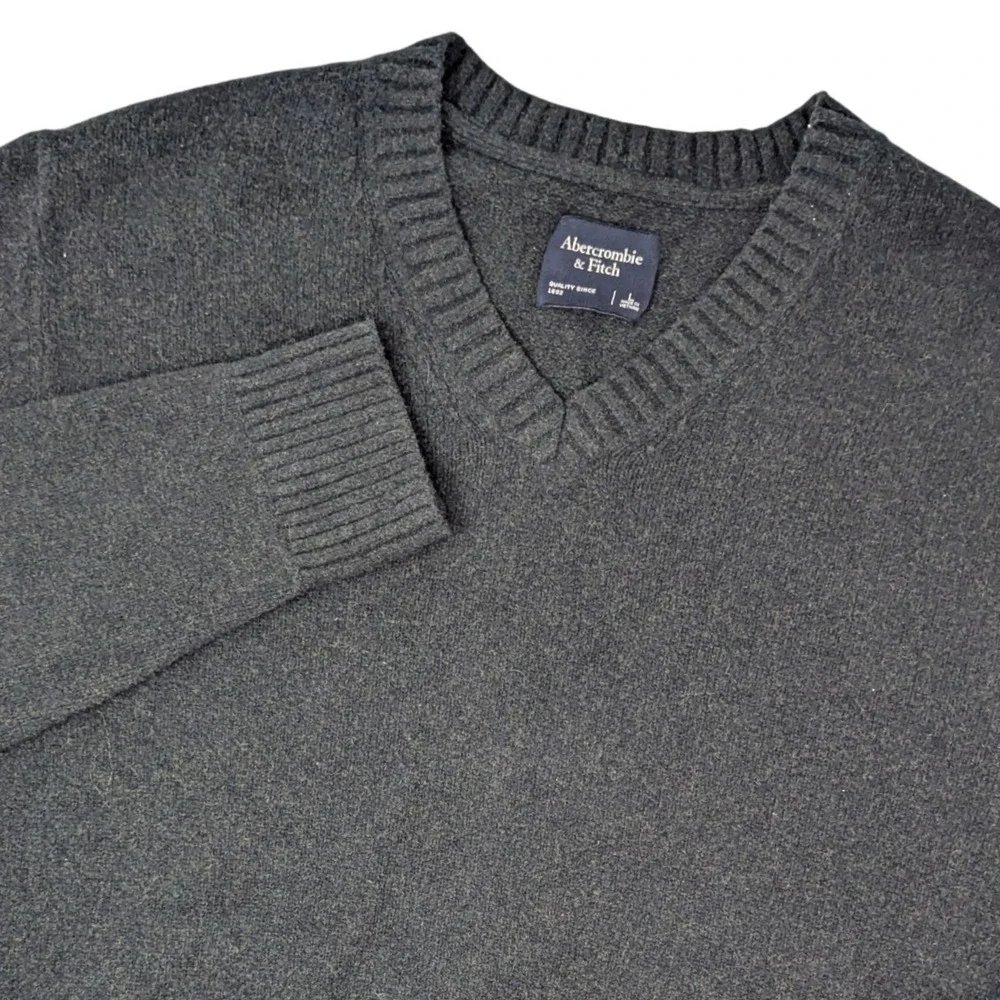 Abercrombie & Fitch Mens V-Neck Sweater Charcoal Gray Knit Large