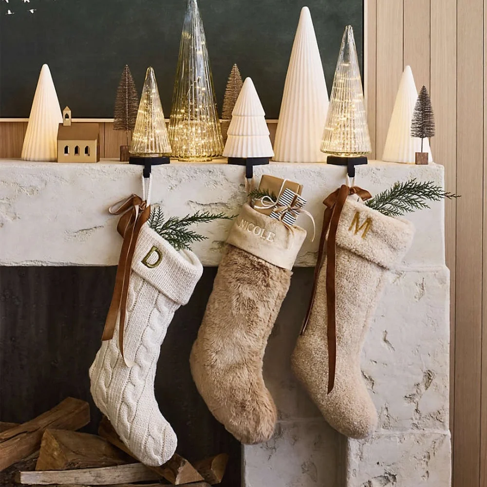 Crate&Barrel coziness meets