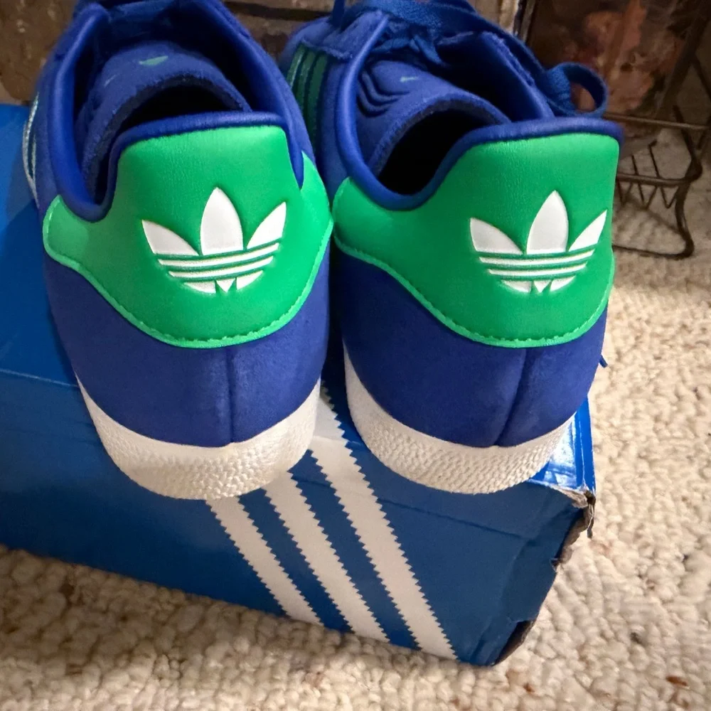 adidas classic gazelle