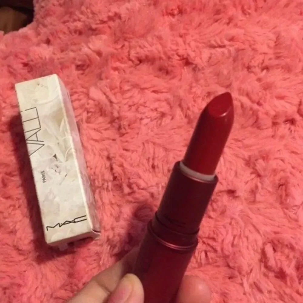 MAC Cosmetics new box