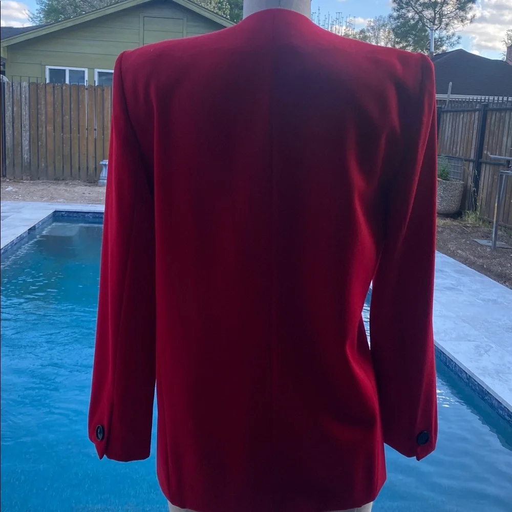 Dior bold red
