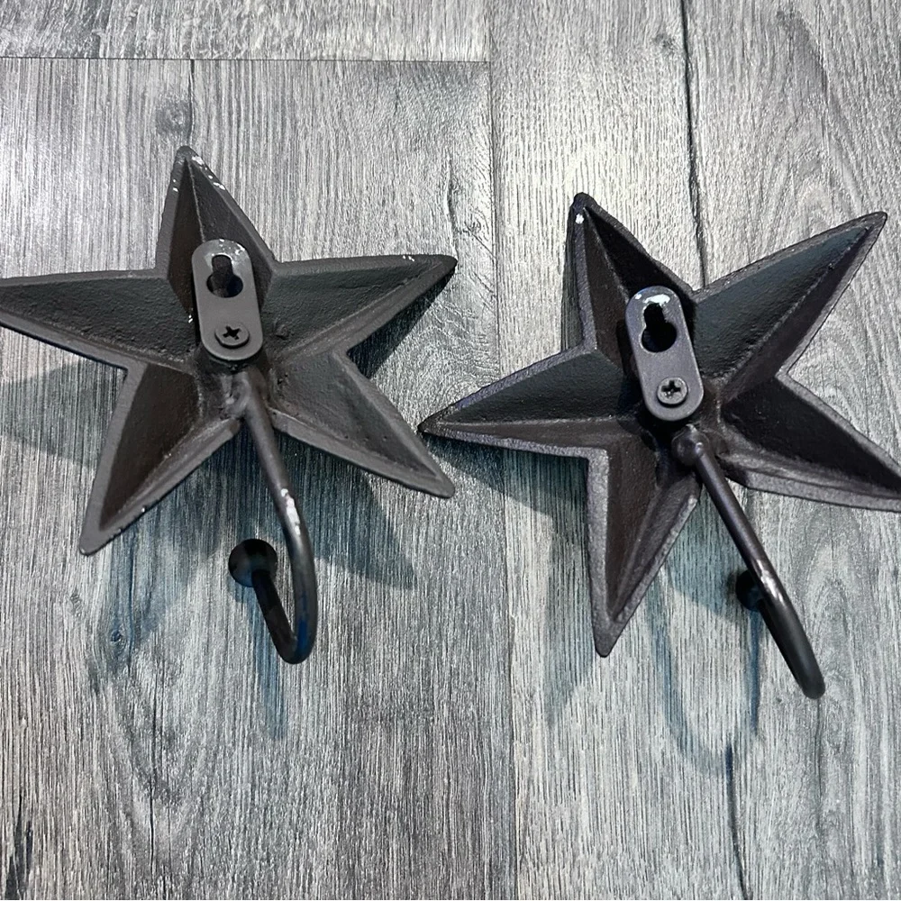 Rustic Texas Star Cast Iron Wall Hooks Western Farmhouse Hanging Decor Set of 2