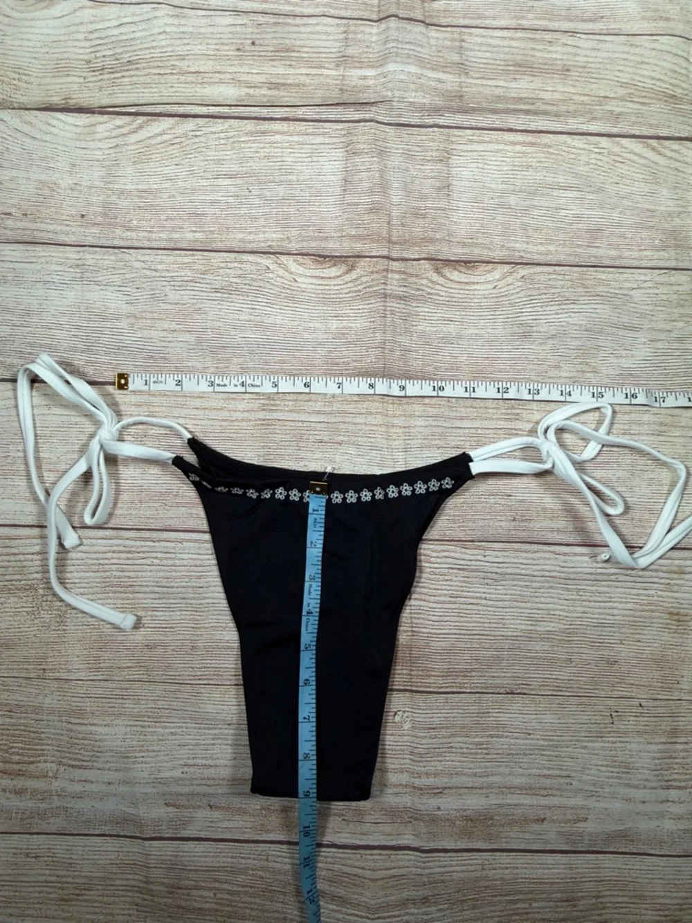 string tie