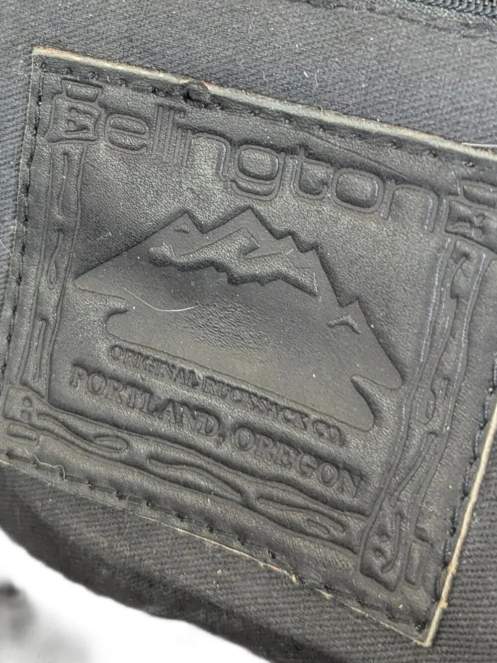Ellington black leather