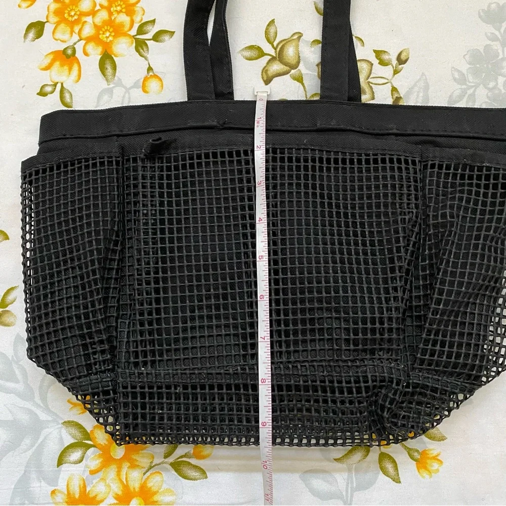 N/A black mesh