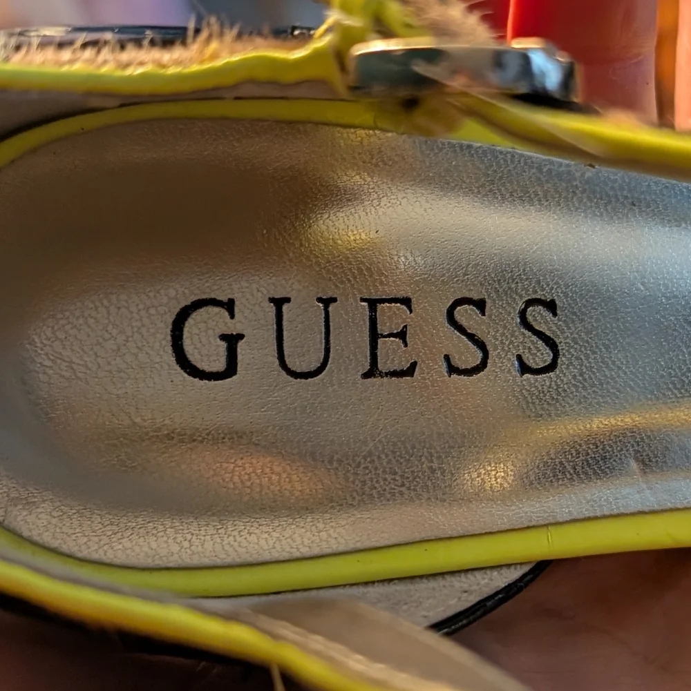 Guess bold leopard