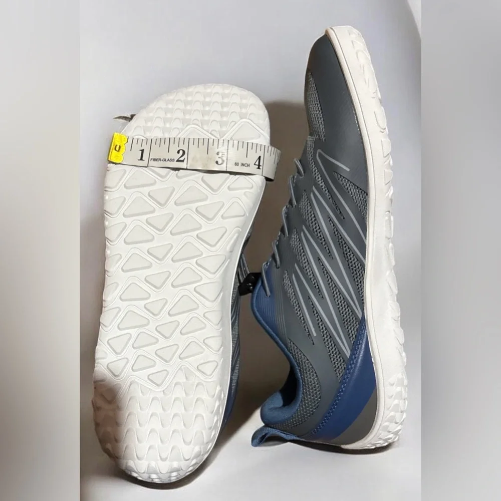 watelves blue features