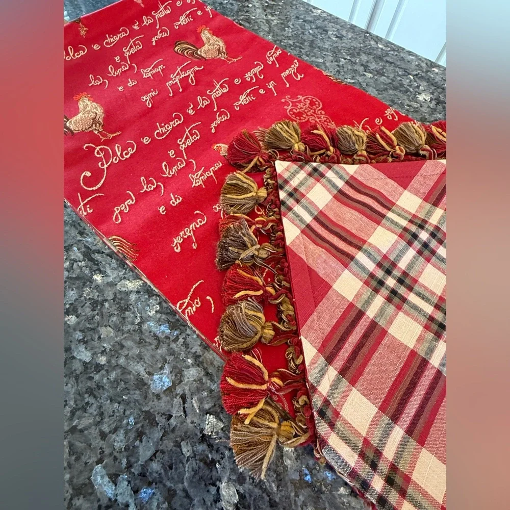 N/A red jacquard