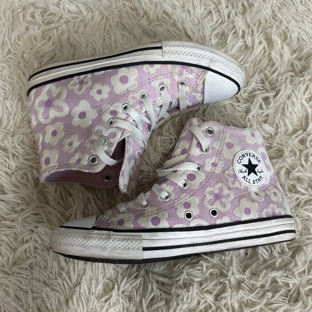 Converse brighten your