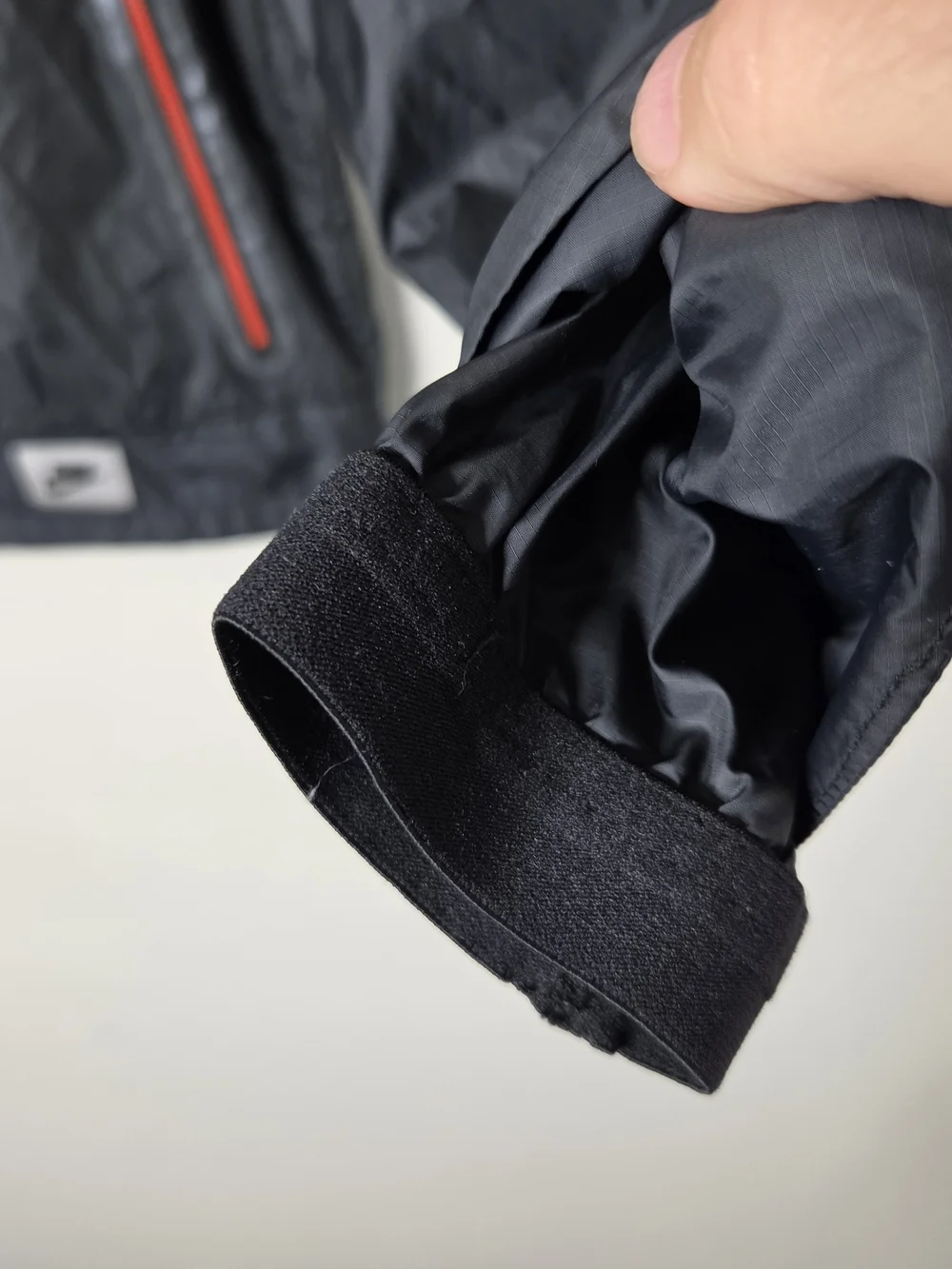 Nike simple 27 tag