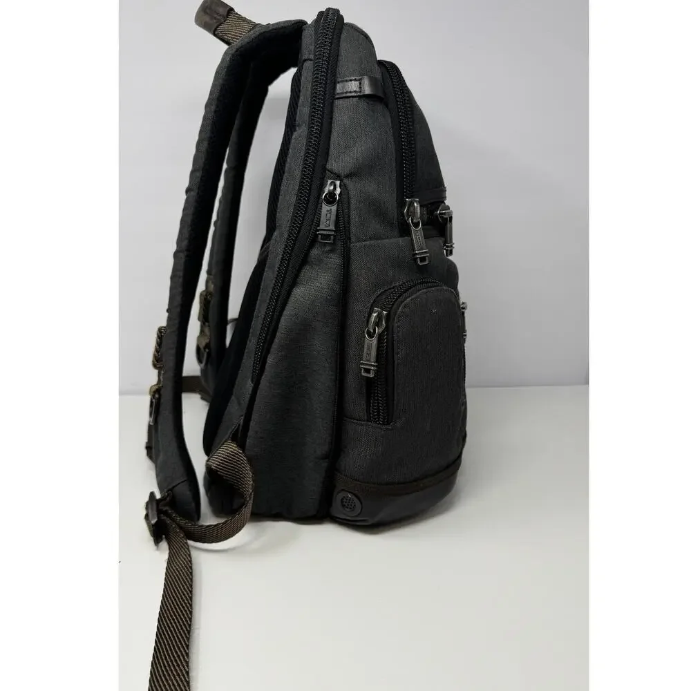 Tumi alpha bravo
