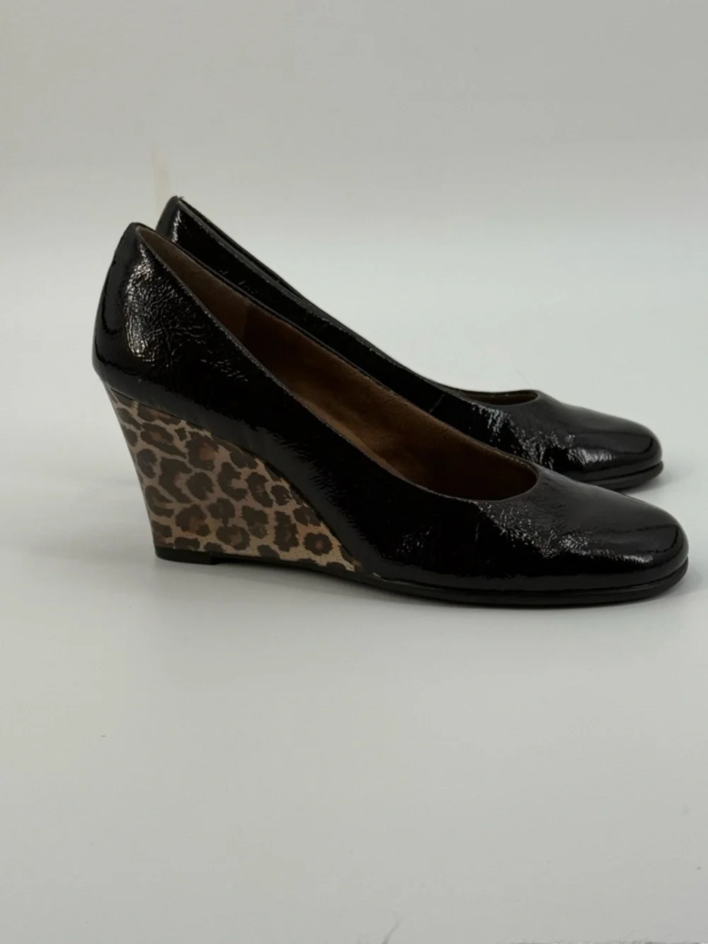 AEROSOLES elegant plum