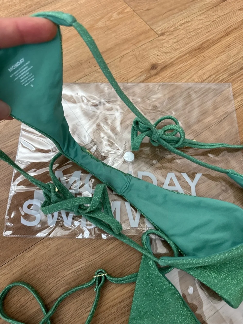 Monday Swimwear fit neck