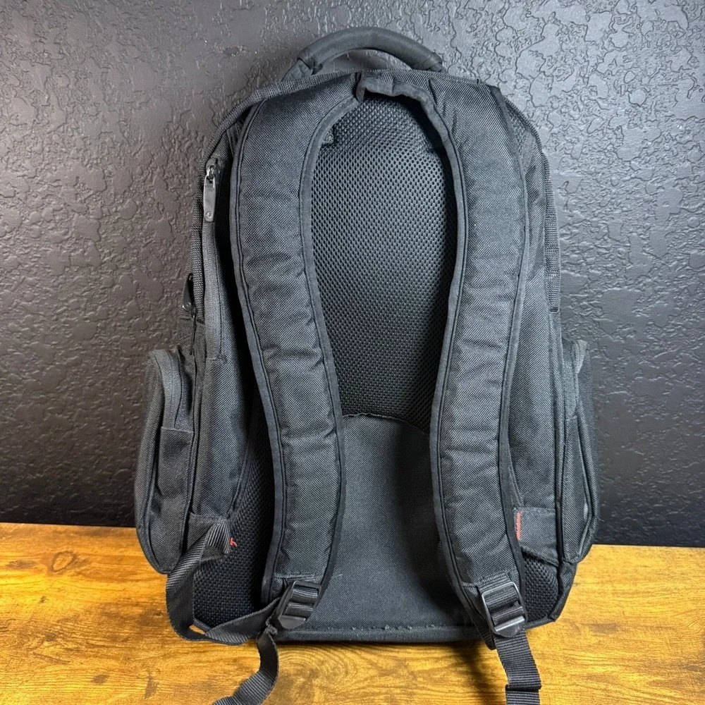 SwissGear neotec ballistic