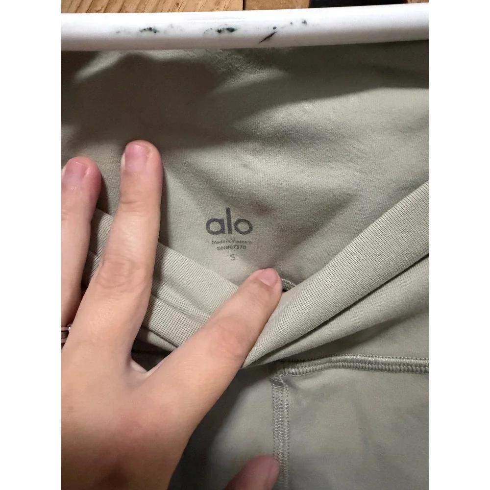 ALO Yoga alo yoga