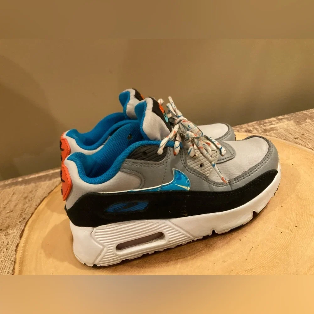 Nike this pair