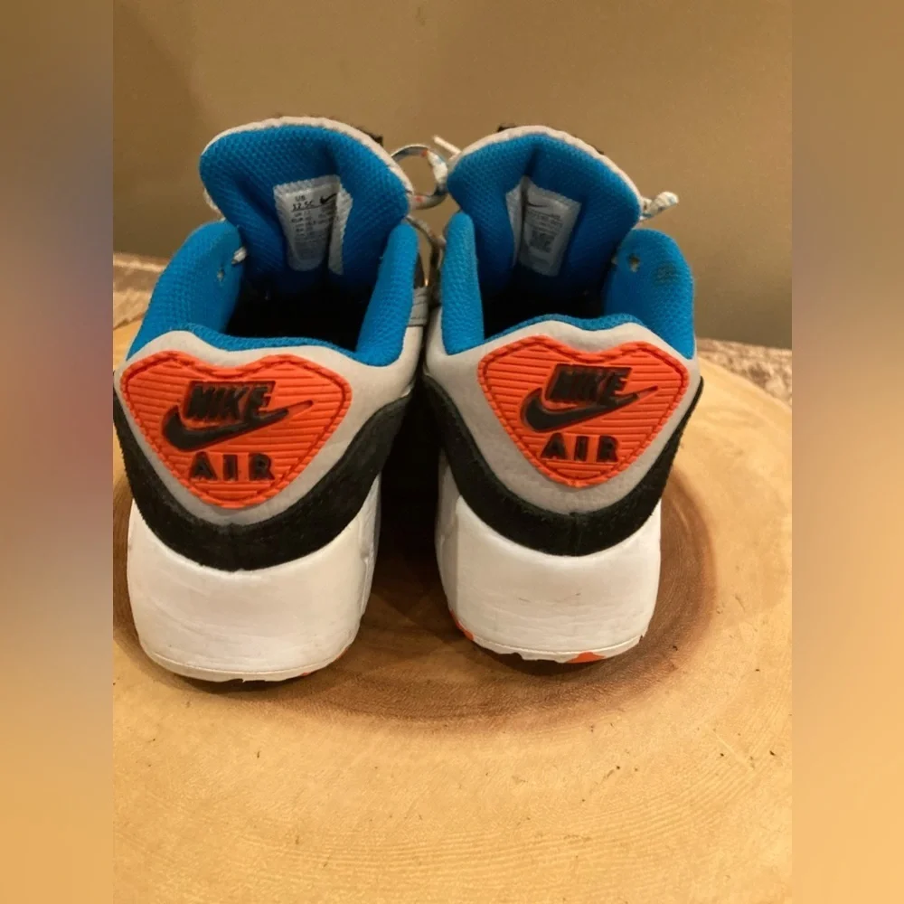 Nike this pair