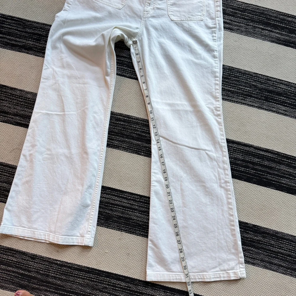 GAP  Jeans Women's‎ '70s Flare High Rise Jeans in White Size 32/14R