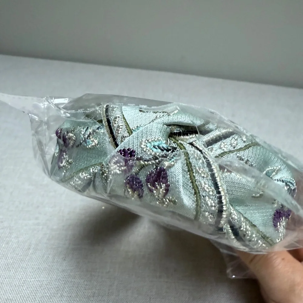 N/A mint purple it